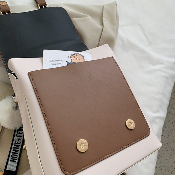 Naiste ruudukujuline seljakott