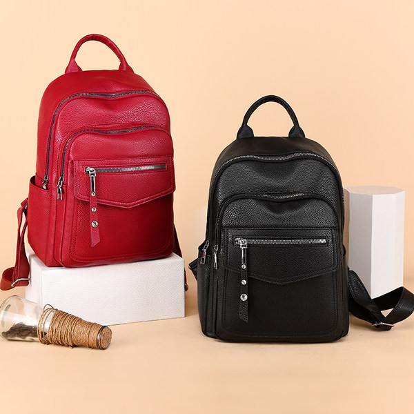 Ležeran ruksak od eko kože s patentnim zatvaračem - za žene