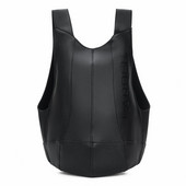 Uut mudelit kirjaga seljakott