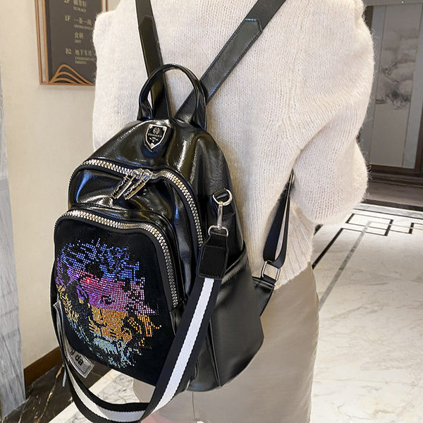 Ženski moderan ruksak s likom lava i ukrasnim kamenčićima