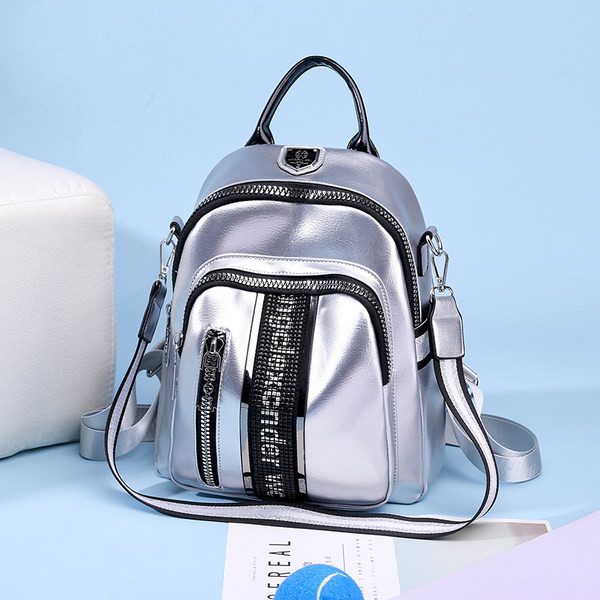 Ženski kožni ruksak s kamenčićima