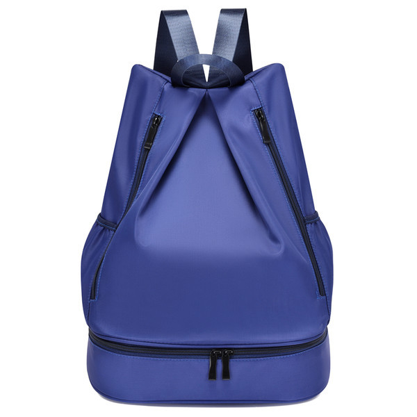 Naiste tekstiilist seljakott eesmise lukuga