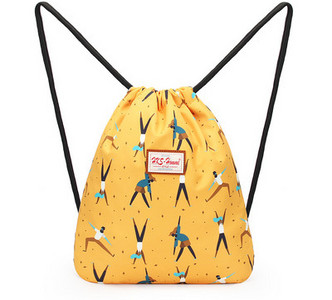 Naiste riidest aplikatsiooniga seljakott