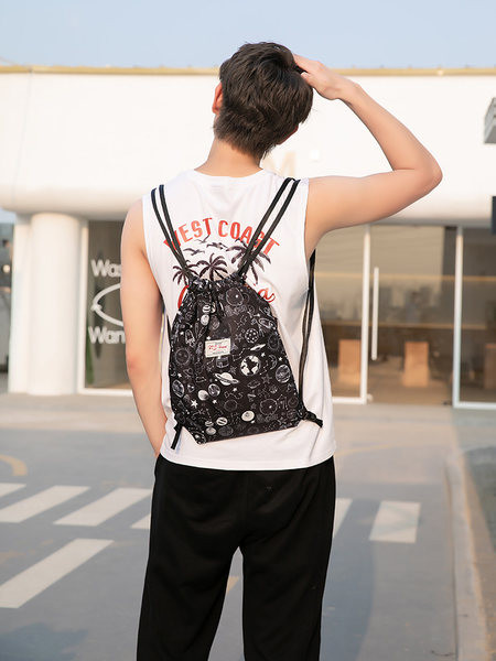 Naiste riidest aplikatsiooniga seljakott