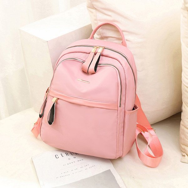 Novi model tekstilnog ženskog ruksaka sa više pretinaca