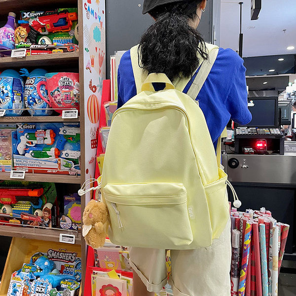 Ženski ruksak običan model