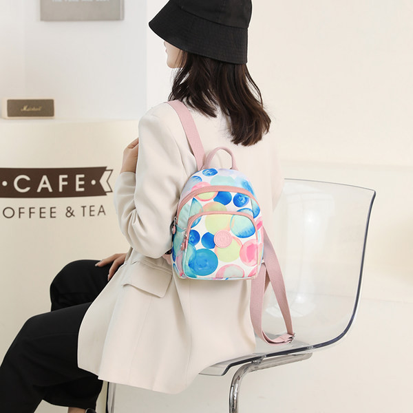 Ženski casual ruksak s uzorkom u boji