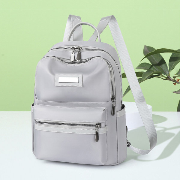 Igapäevane tasku ja lukuga seljakott