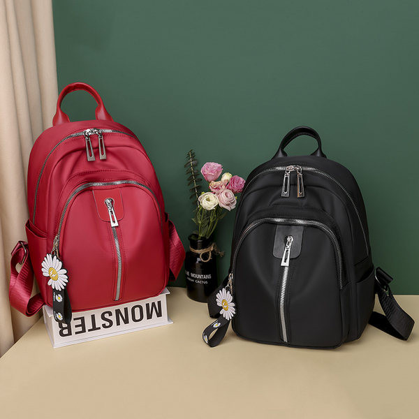 Naiste tekstiilist 3D kaunistusega seljakott