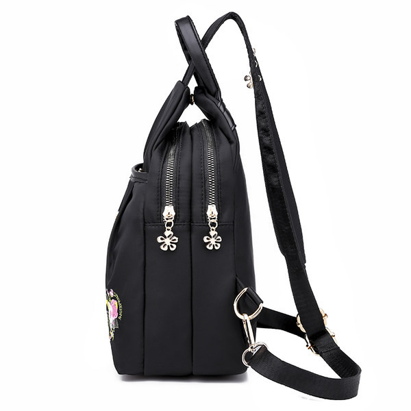 Ženski ruksak s vezom i metalnim elementom