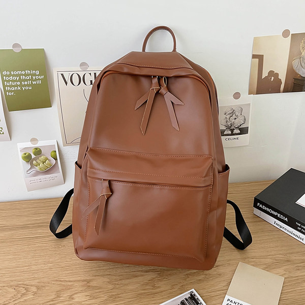 Unisex ruksak od umjetne kože s patentnim zatvaračem