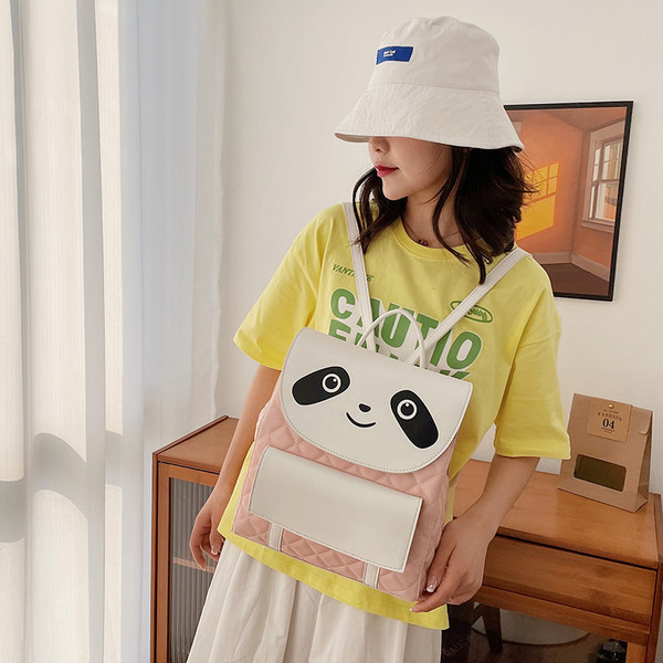 Γυναικείο σακίδιο πλάτης με μπροστινή τσέπη και τρισδιάστατο στοιχείο