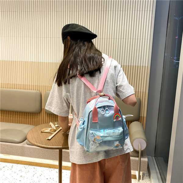 Υφασμάτινο σακίδιο πλάτης με λαμπερό εφέ και πολύχρωμες εφαρμογές