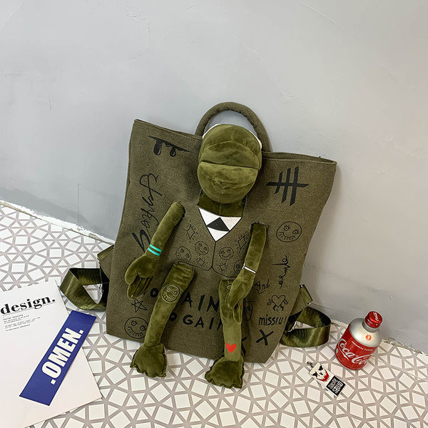 Moderan ženski ruksak sa 3D elementom u zelenoj boji