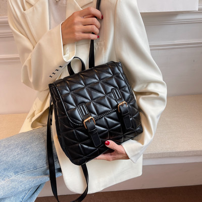 Ženski ruksak od prošivene kože u četiri boje