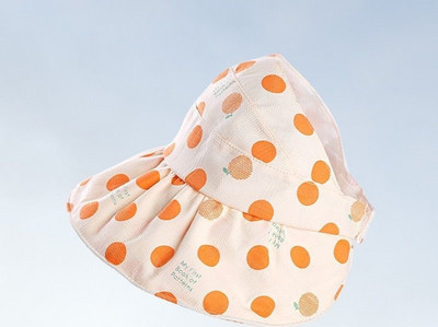 Laste suvemüts tüdrukutele täppidel