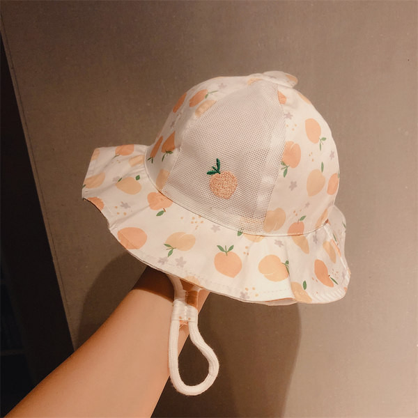 Laste tekstiilist müts võrkosaga