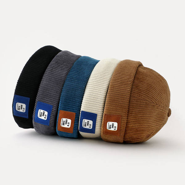 Igapäevane laste embleemiga triibuline müts poistele