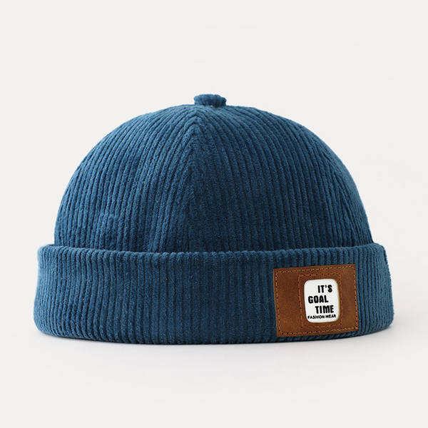 Igapäevane laste embleemiga triibuline müts poistele