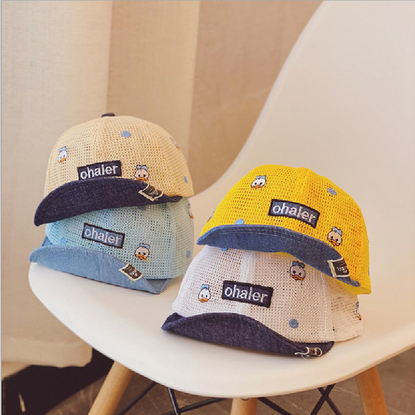 Laste võrgust müts teksatükkide ja tikandiga