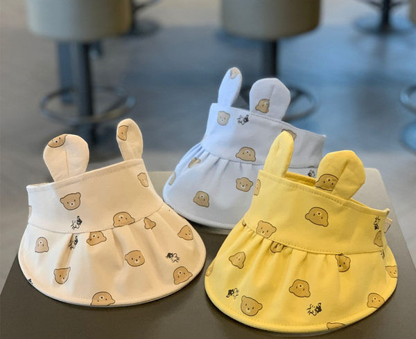 Dječja ljetna kapa s ušima i aplikacijom