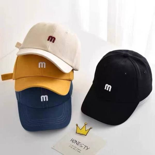 Dječja bejzbolska kapa s vezom