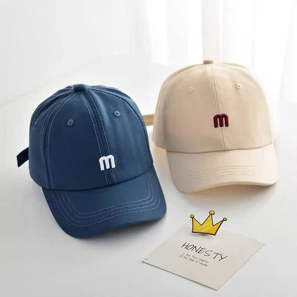 Dječja bejzbolska kapa s vezom