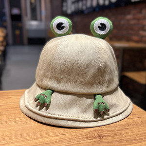 Palarie pentru copii cu elemente 3D