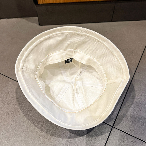 Palarie pentru copii cu elemente 3D