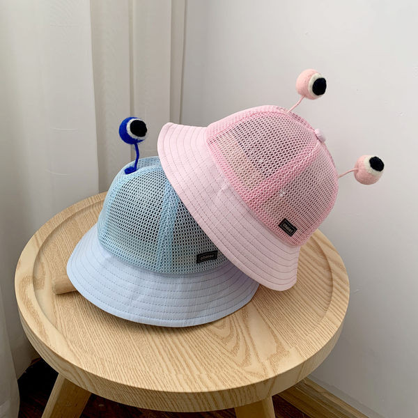 Suvine võrgust müts 3D elemendiga