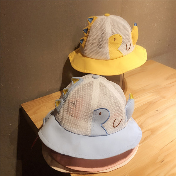 Suvine beebimüts narmaste ja aplikatsiooniga