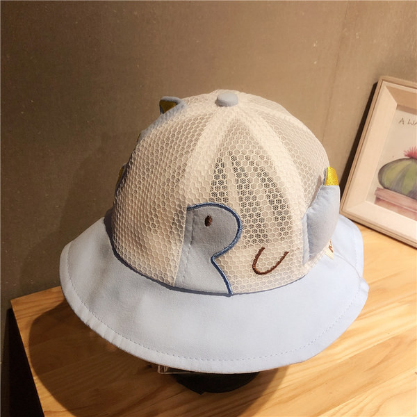 Suvine beebimüts narmaste ja aplikatsiooniga