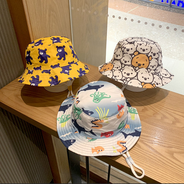 Värvimustriga suvine tekstiilist müts