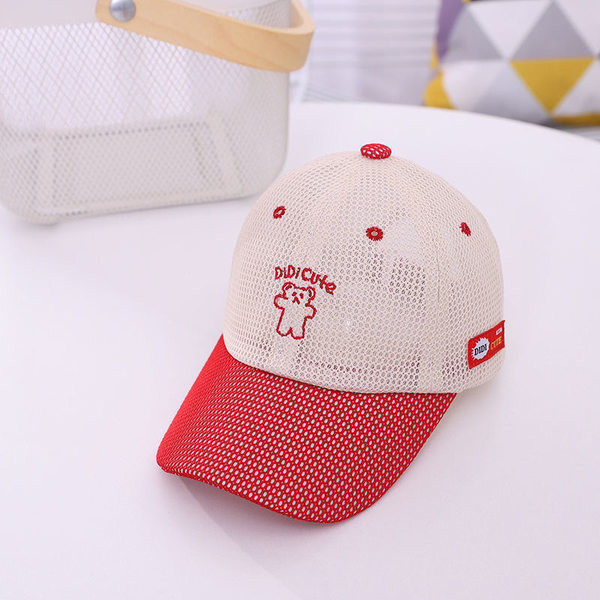 Visiiri ja tikandiga lastemüts