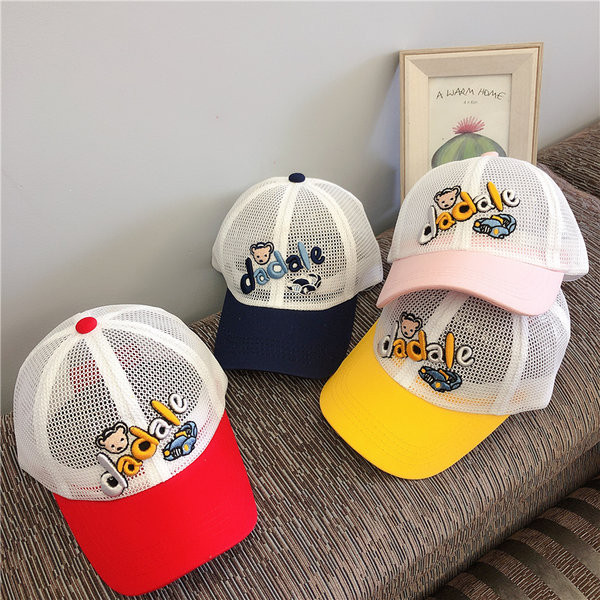 Vabaajaline tikandiga võrgust müts