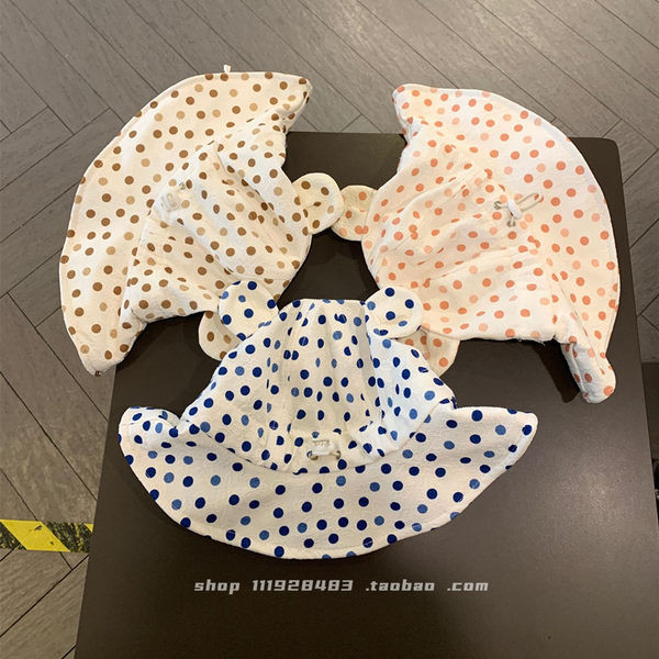 Moodne 3D elementidega lastemüts