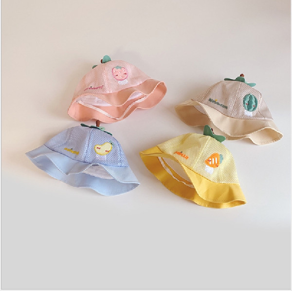 Μοντέρνο παιδικό καλοκαιρινό καπέλο με περιφέρια