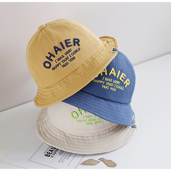 Laste kalamüts kirjaga