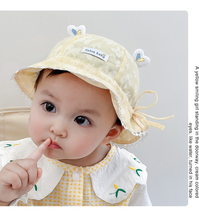 Βρεφικό δαντελένιο καπέλο με τρισδιάστατο στοιχείο