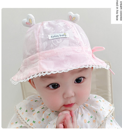 Βρεφικό δαντελένιο καπέλο με τρισδιάστατο στοιχείο