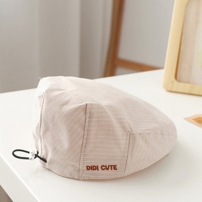 Bērnu beretes tipa cepure ar izšūtu uzrakstu