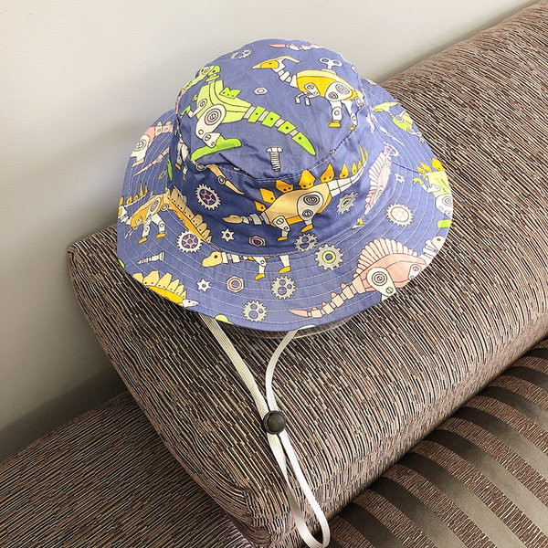 Värvirakendusega suvine lastemüts - kaks mudelit