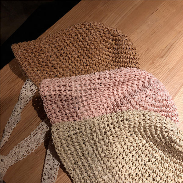 Suvine õlgkübar lipsudega