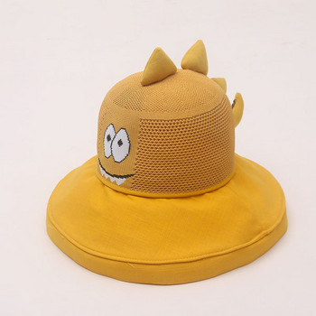 Детска шапка с широка периферия и 3D елемент