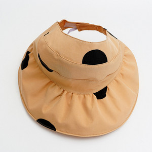 Narmastega lastemüts