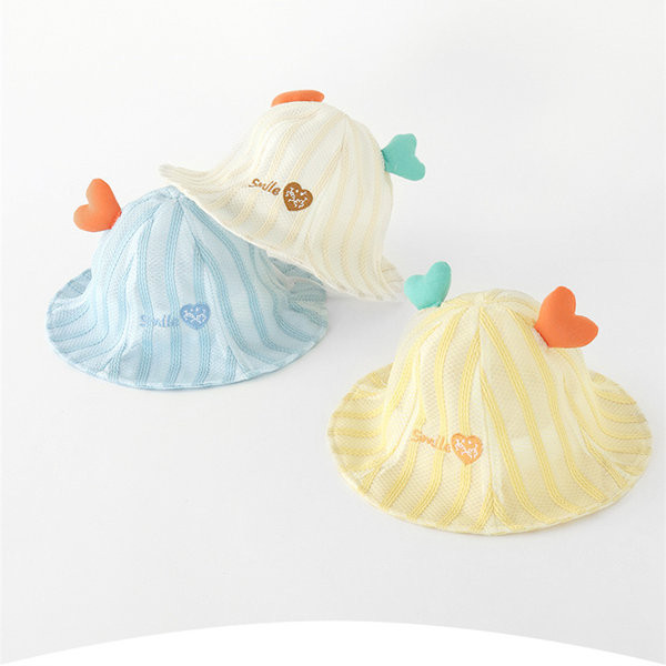 Laste triibuline müts 3D elemendiga