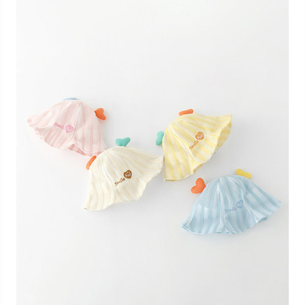 Laste triibuline müts 3D elemendiga