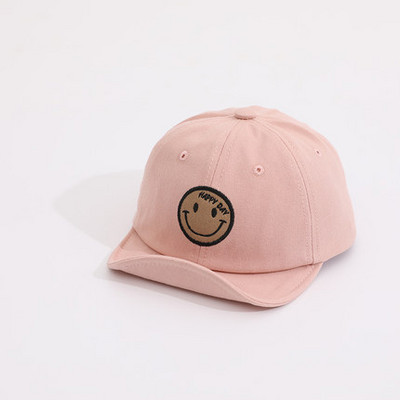 Tikandite ja visiiriga igapäevane lastemüts