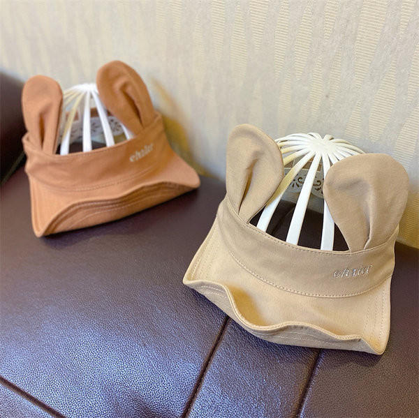 Tekstiilist kõrvadega lastevisiir