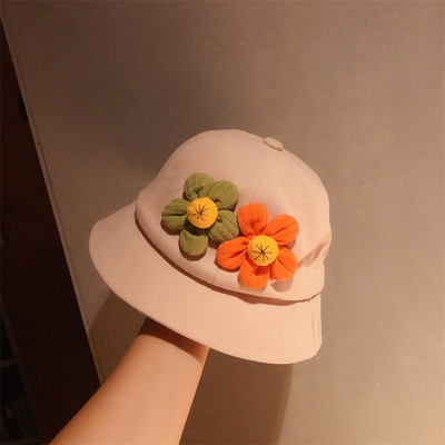 Dječja kapa za djevojčice s 3D cvjetovima